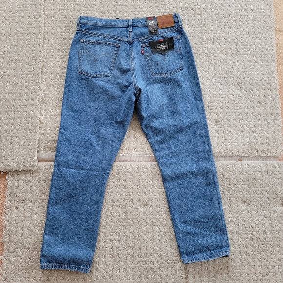 LEVI'S Premium 501 High Rise Straight Cropped Leg Distressed Button Fly Jeans - Picture 10 of 16